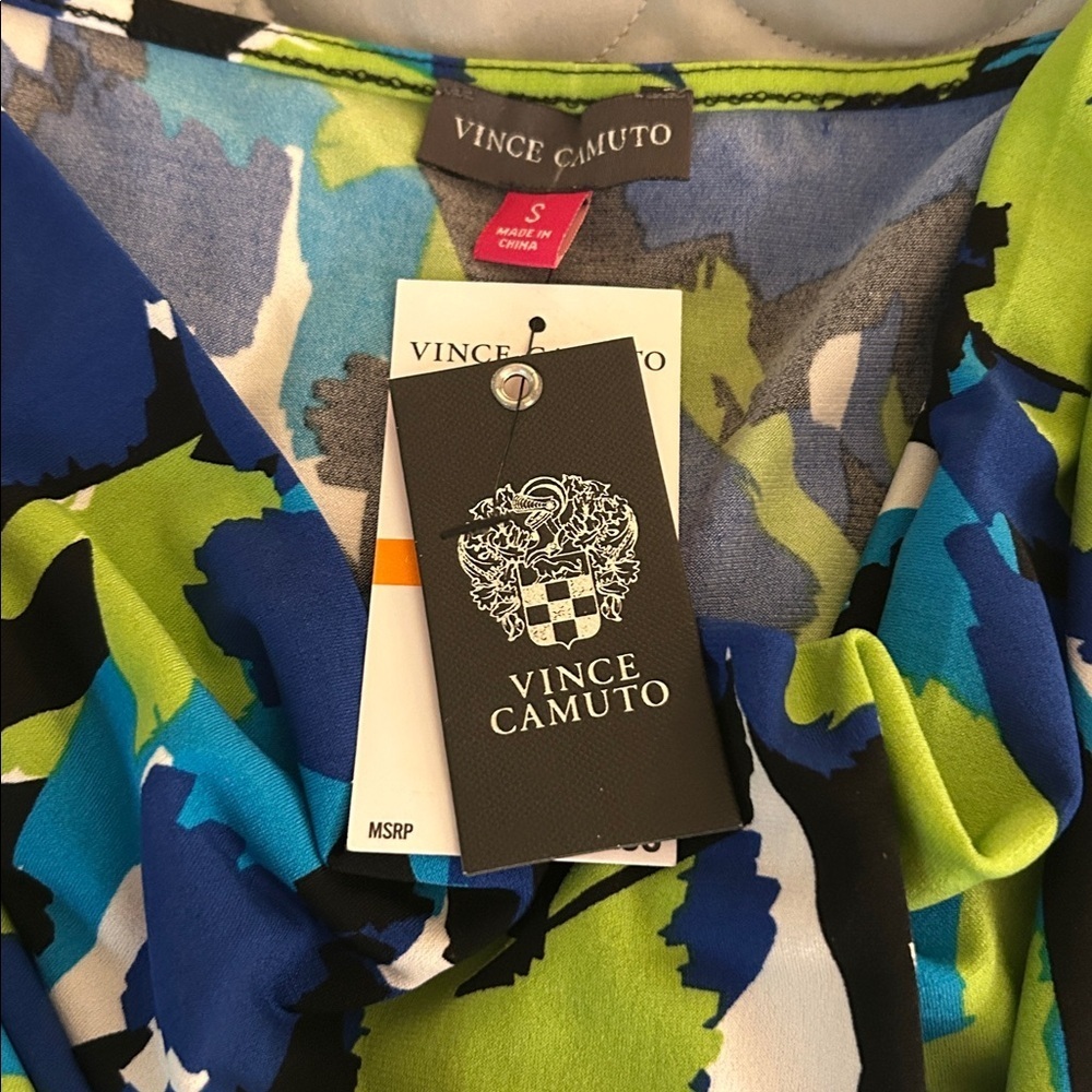 Vince Camuto Blue and Green Abstract Blouse - Picture 4 of 4